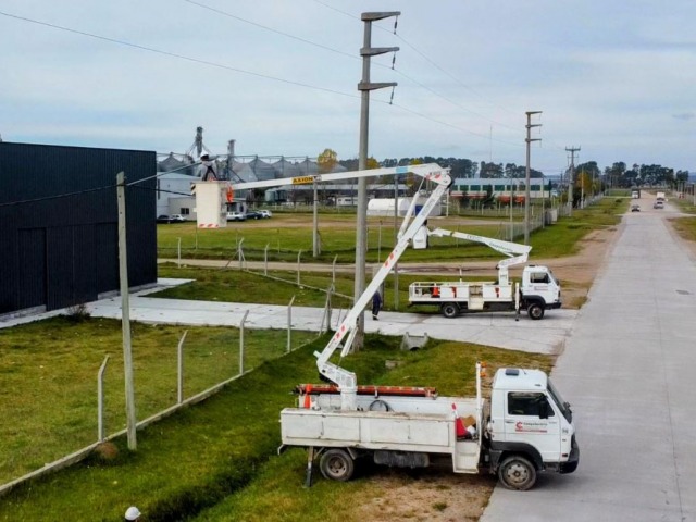 Mejoras en la iluminacin de la Zona de Actividades Logsticas